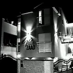 & Zaad Free Private Parking