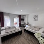 & Zaad Free Private Parking Apartment