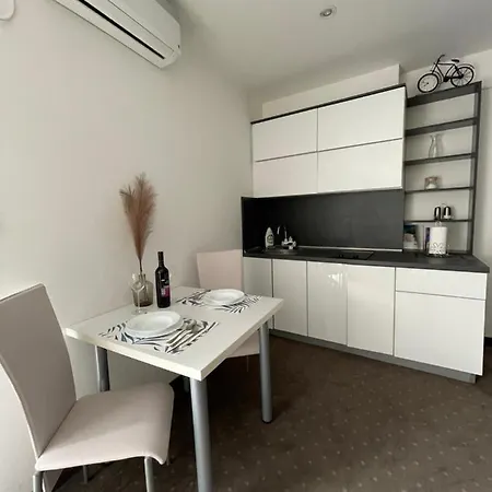 & Zaad Apartment *