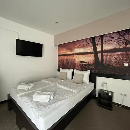 & Zaad Free Private Parking Appartement Mostar