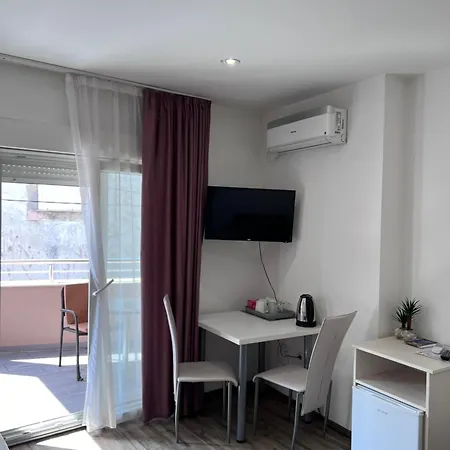 & Zaad Free Private Parking