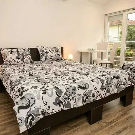 & Zaad Free Private Parking Mostar